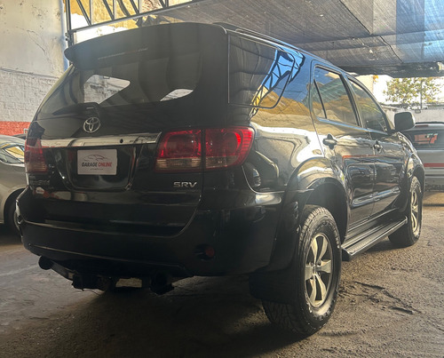 Toyota Hilux SW4 3.0 I Srv At C/cuero 4x4 (2009)