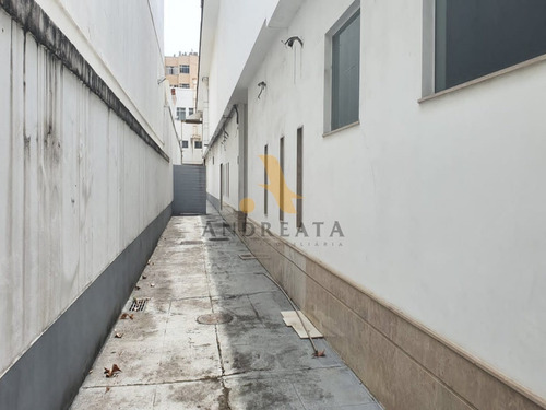 Imagem 19 de 25 de Zona Norte - Vila Isabel - Maravilhoso Predio Comercial Com Dois Pavimentos. Amplos Espaços Para Adptação De Varias Atividades, - Loc5545m - 70703912