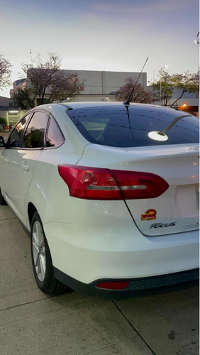Ford Focus 1.6s /l15 - No Chevrolet Cruze/ Peugeot 408/tiida