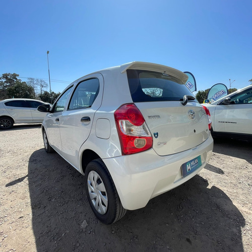 Toyota Etios 1.5 X