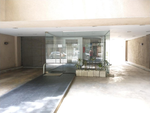 Imagen 2 de 13 de Excelente Departamento 2 Ambientes Nuevo Con Cochera. Apto Profesional. Impecable! - Olivos