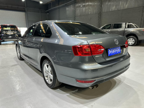 Volkswagen Vento 2.5 Luxury 170cv