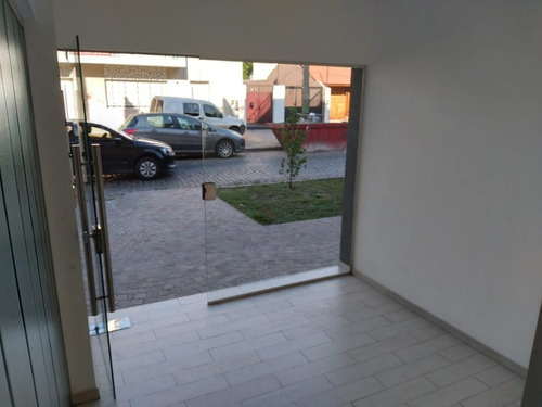 Imagen 3 de 10 de Departamento En Venta En Lomas De Zamora Oeste