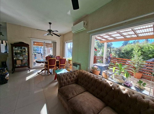 Apto Credito. Casa En Venta 3 Amb. En Margaritas, Pilar