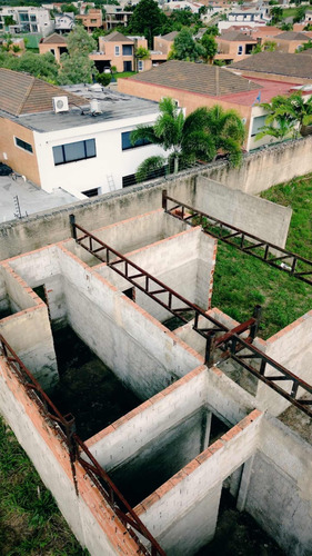 Parcela De Terreno Unifamiliar Bienhechurias En Guataparo