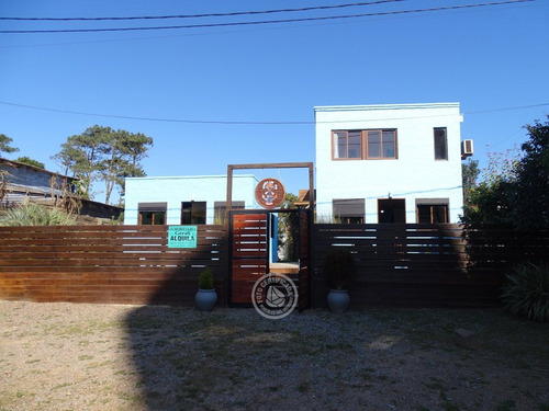 Rahina Du Mar En Punta Del Diablo