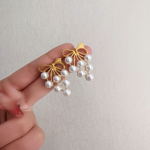 Pendientes Vintage Antiguos Con Forma De Lazo Y Perlas De Uv