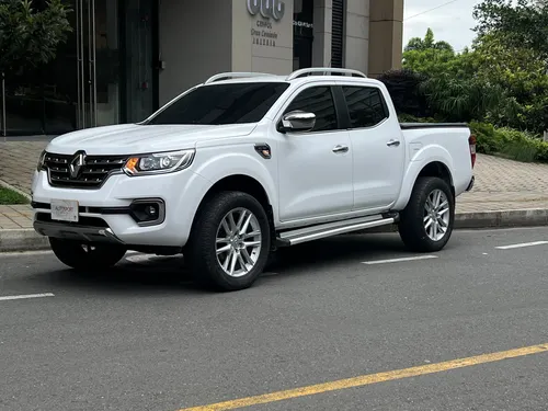 Renault Alaskan 2.5 Intens