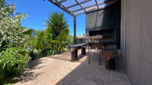Imagen 17 de 19 de Casa En Barrancas De San Benito Country Club Chapadmalal Hermosa Para 4 Personas Con Parrilla Y Pileta Pequeña