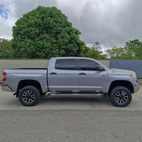 Toyota Tundra 4x4
