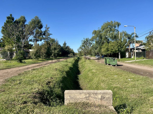 Venta | Lote Doble En Esquina - Acequias Del Aire, Roldan