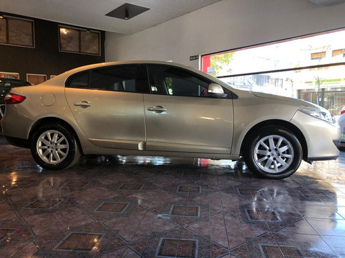 Renault Fluence 2.0 Dynamique 2013