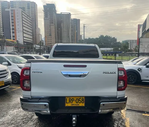 Toyota Hilux 2.4l