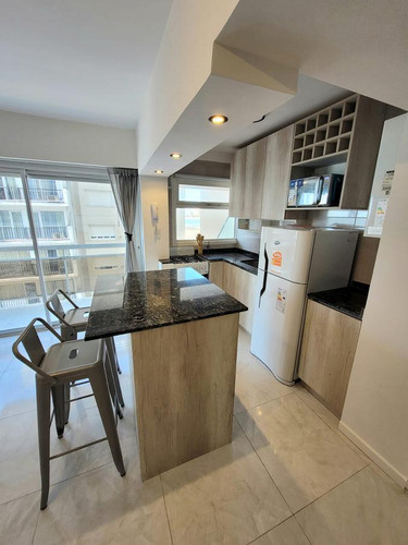 Imagen 17 de 30 de Reservado Departamento En Venta 1 Ambiente Con Balcon Y Vista Lateral Al Mar - Centro Mar Del Plata