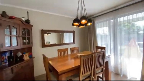 Se Vende Casa Impecable 3d, 3b Y Quincho