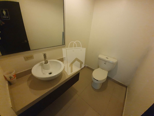 Imagen 19 de 27 de Oficina En Venta De 561.87 M² En Céntrica Ubicación En Col.