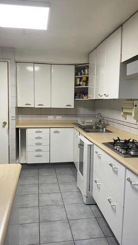 Casa 5 Dormitorios 4 Baños 2 Estacionamientos Venta Directa