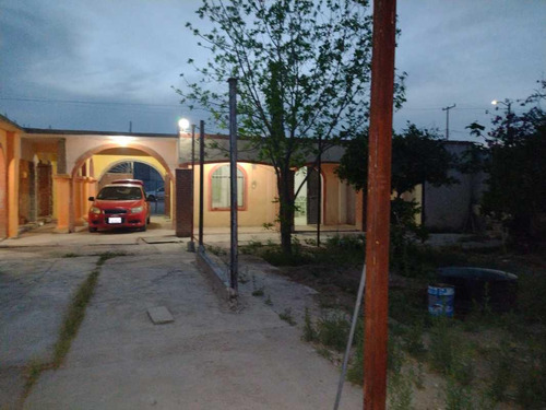 Quinta En Venta En Col. Ma. López Mercado En Torreón, Coahuila