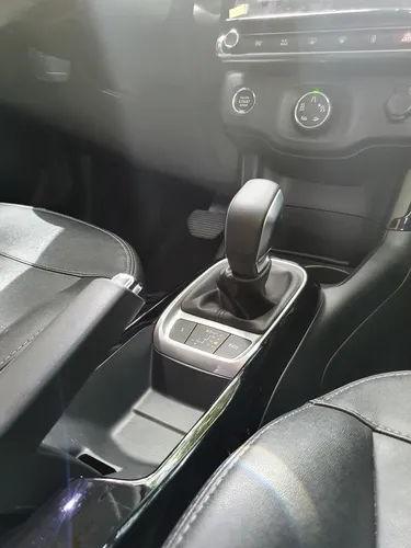 Citroën C4 Cactus 1.6 Shine Turbo Aut