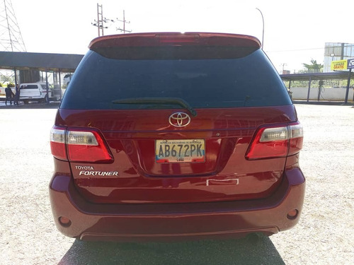 Imagen 6 de 15 de Toyota Fortuner