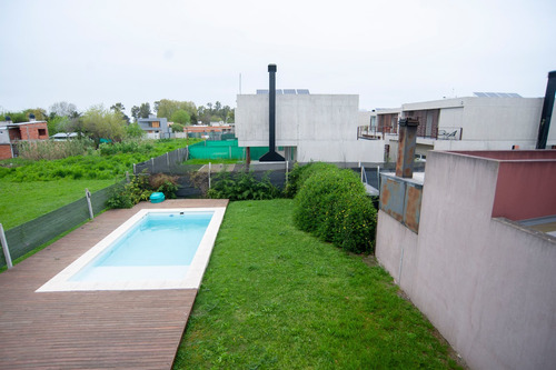 Imagen 25 de 30 de Casa 3 Dorm + Pileta - Barrio Cerrado Gorina Venta