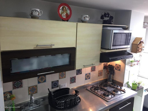 Apartamento En Granada Norte Rah Co: 21-1002