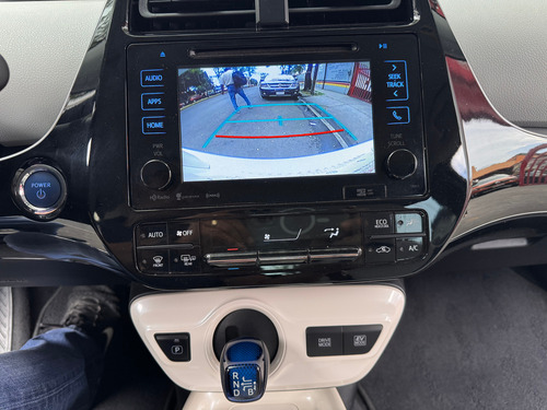 Toyota Prius 1.8 Premium Cvt