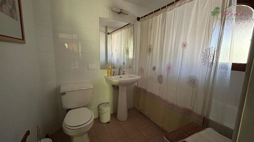 Casa En Parcela En Arriendo De 4d/3b En Calera De Tango