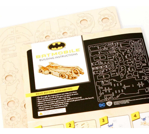 Libro Incredibuilds: Batmobile Batman Regresa Edición Inglés