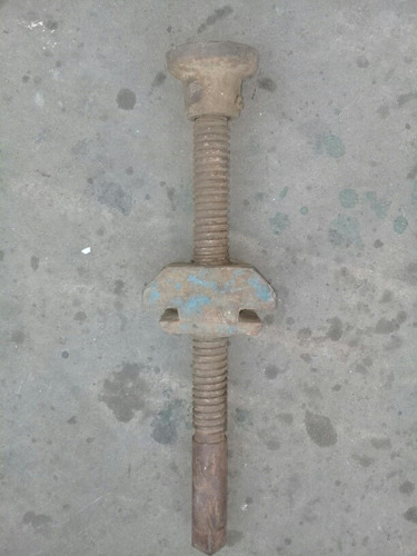 Tornillo Gusano Para Morsa Carpintera Grande (Usado)