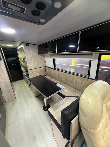 Motorhome Mercedes Benz Lo 915
