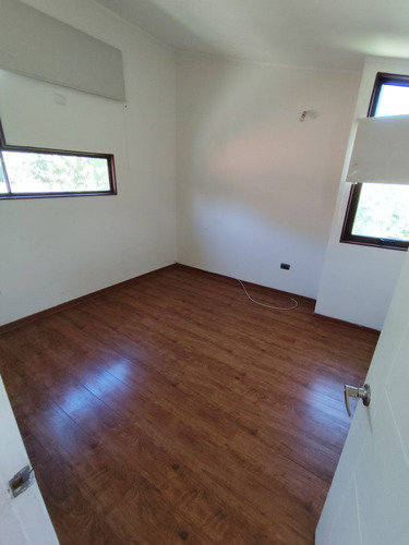 Se Vende Hermosa Casa En Loteo Las Hacienda Las Vizcachas..
