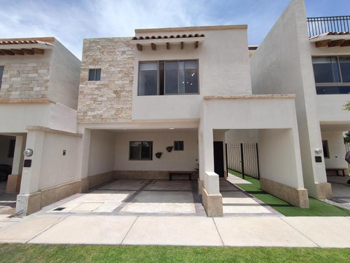 Casa En Venta En León Guanajuato, Zona Sur Mayorazgo