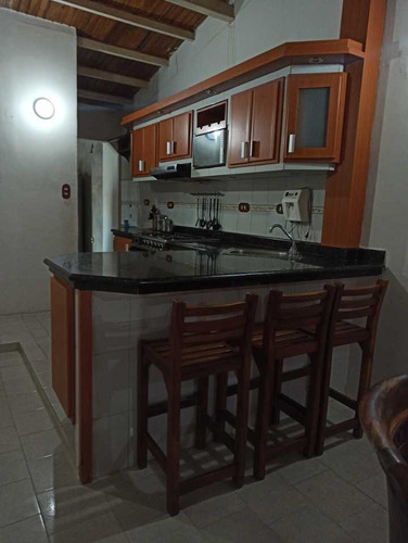 Imagen 10 de 18 de Casa Tipo Tetra En La Urb Bael. La Ovallera Palo Negro Aragua