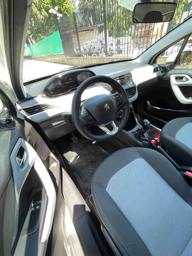 Peugeot 208 1.5 Active 2016