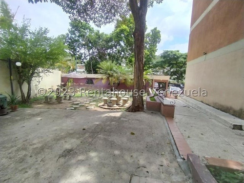 Imagen 14 de 15 de Apartamento En La Trinidad Amoblado #24-5676