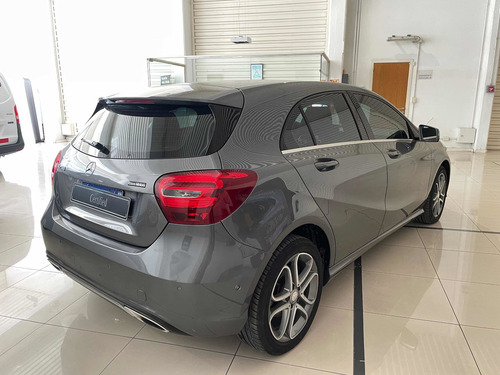 Imagen 7 de 11 de Mercedes-benz Clase A 2016 1.6 A200 Urban 156cv