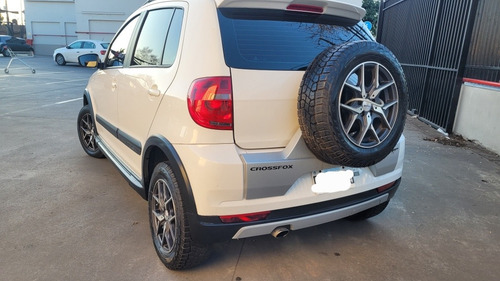 Imagen 9 de 17 de Volkswagen Crossfox 2014 1.6 Comfortline Ll Alt