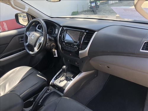 Mitsubishi L200 Triton L200 Hpe 2.4 Triton 4x4 Diesel