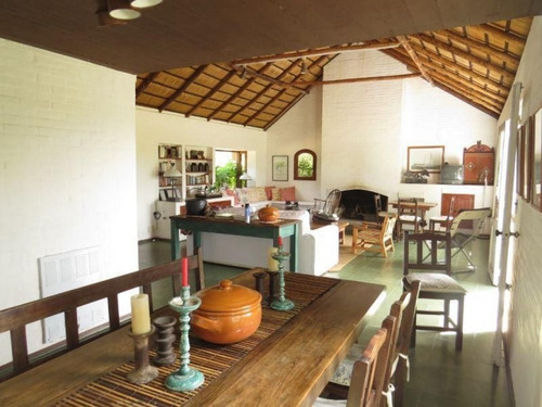 Chacra En Venta Camino Lussich 3 Dormitorios- Ref: 217462