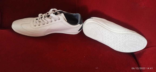 Imagen 3 de 3 de Tenis Marca Izod Color Blanco Size 9 Y 1/2nuevos 8092989427