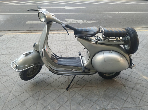 Imagen 7 de 17 de Motoneta Vespa 1957 De Colección