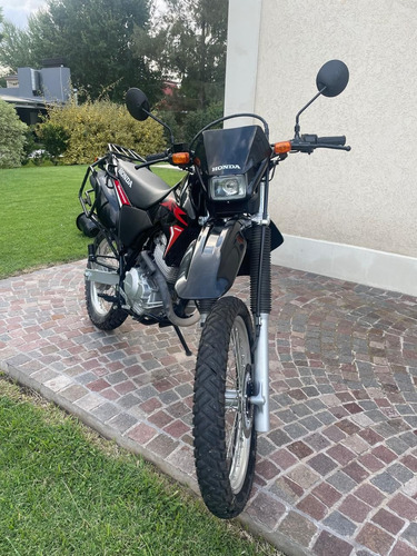 Honda Tornado 250 2022