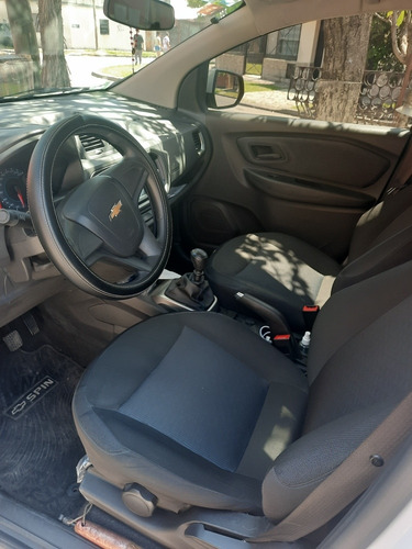 Imagen 5 de 15 de Chevrolet Spin 2018 1.8 Lt 5as 105cv L19