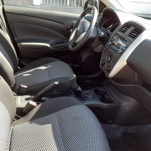 Nissan Versa Sense Mt 1.6---- 2018------16.300 Kms