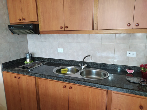 Imagen 8 de 10 de Vendo Apartamento En El Caribe. 04122094422