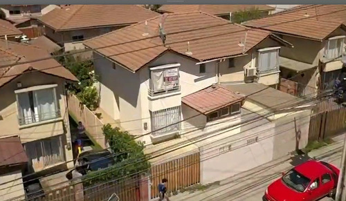 Venta De Casa En Avenida Santa Luisa, Quilicura