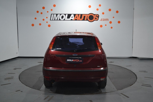 Ford Focus 1.6 Ambiente 5p 2005 -imolaautos-