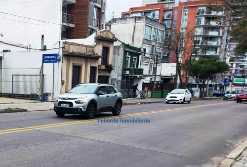 Imagen 2 de 13 de Buceo Amplio Local Comercial Cw184568