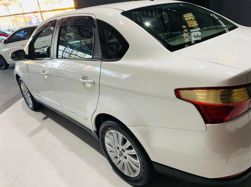 Imagem 9 de 15 de Fiat Grand Siena 1.6 Mpi Essence 16v Flex 4p Manual